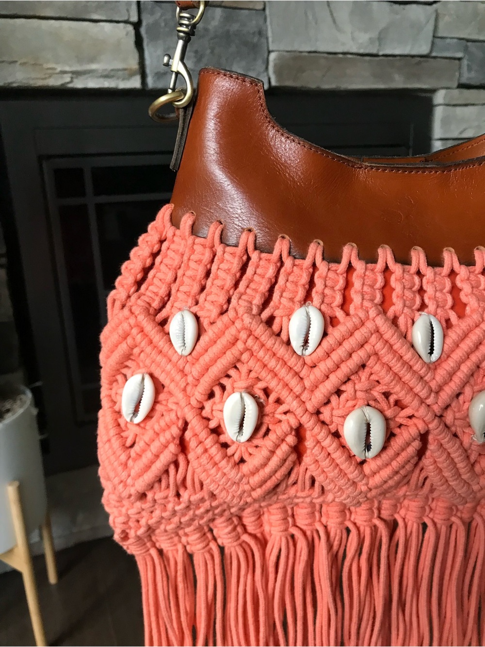 Patricia Nash Boho Fringe Macramé Crossbody – Coral/Shell – Like New – Rare - Picture 6 of 13